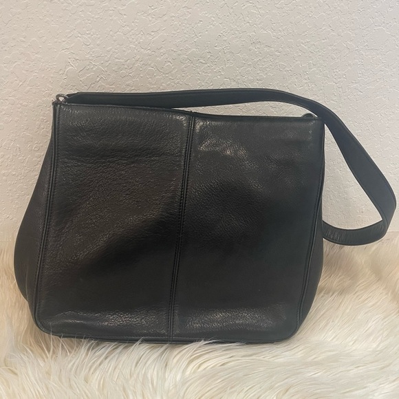 Fossil Leather Shoulder Black Bag - Picture 2 of 11